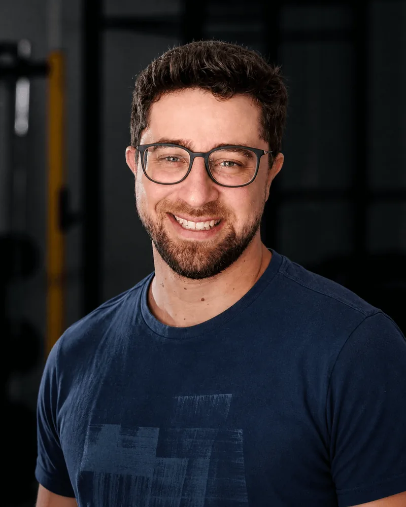 Sandro Lenzi, treinador especializado em saúde articular